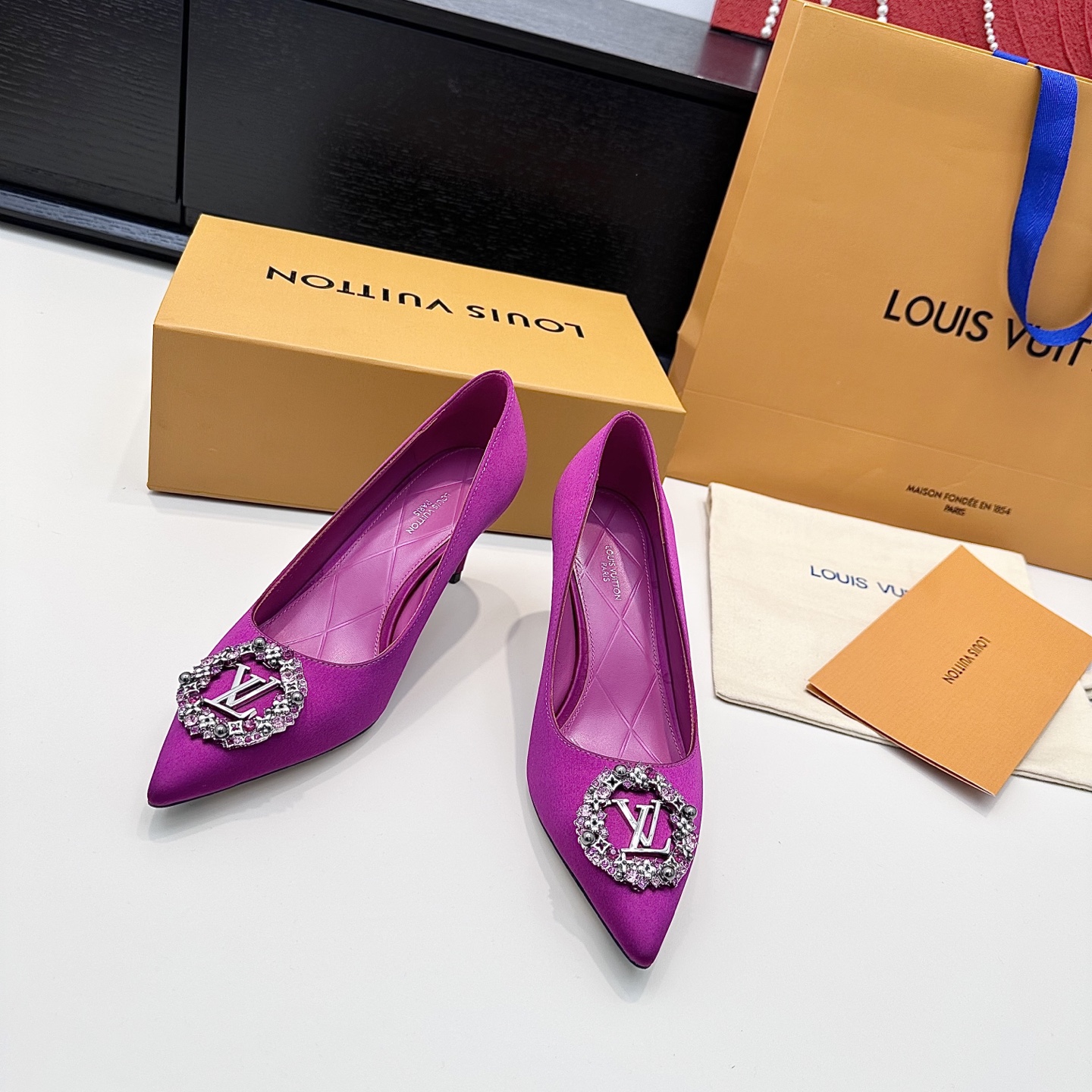 Women's high heels